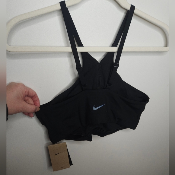 Nike Black Womens Keyhole Sports Bra NWT - Picture 9 of 9